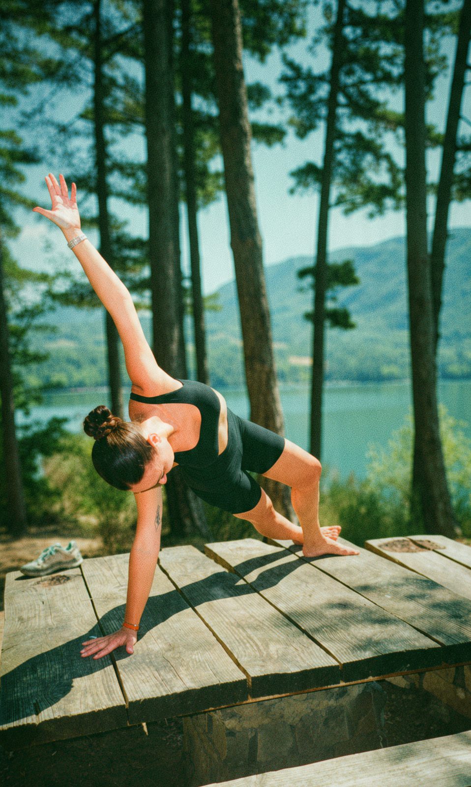 Chiara en pratique de yoga